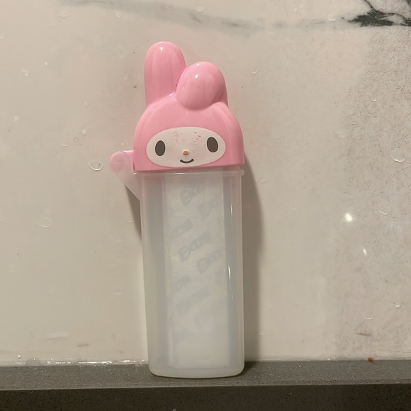 My Melody Portable Cotton Swab/ Gum Stick case - Picture 5 of 5